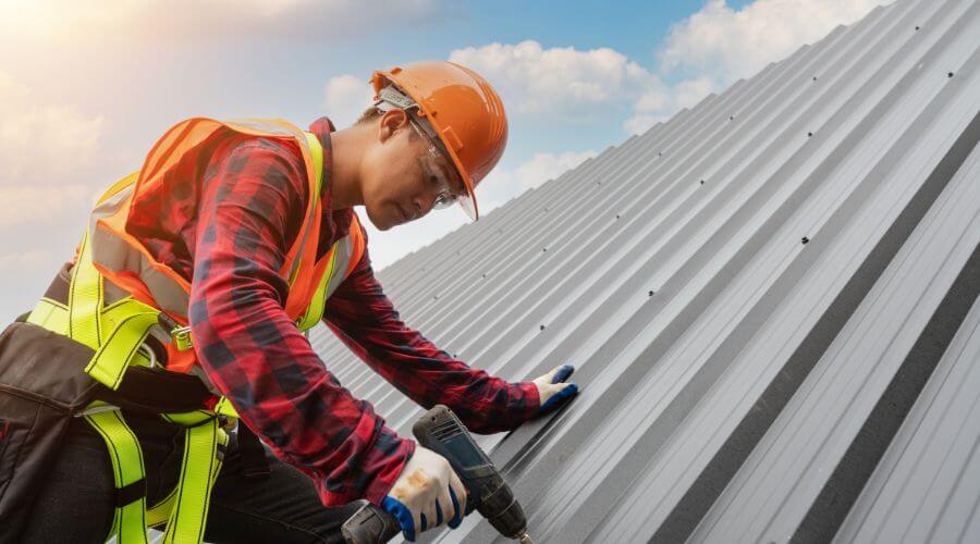 Professional Emergency Roof Repairs services in Mio, MI